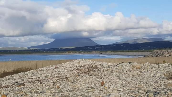 Tobar Na Si Apartments Letterkenny Esterno foto
